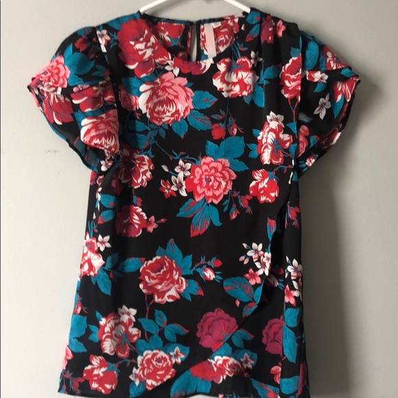 Anthropologie short sleeve top w/ruffled details - Picture 1 of 7